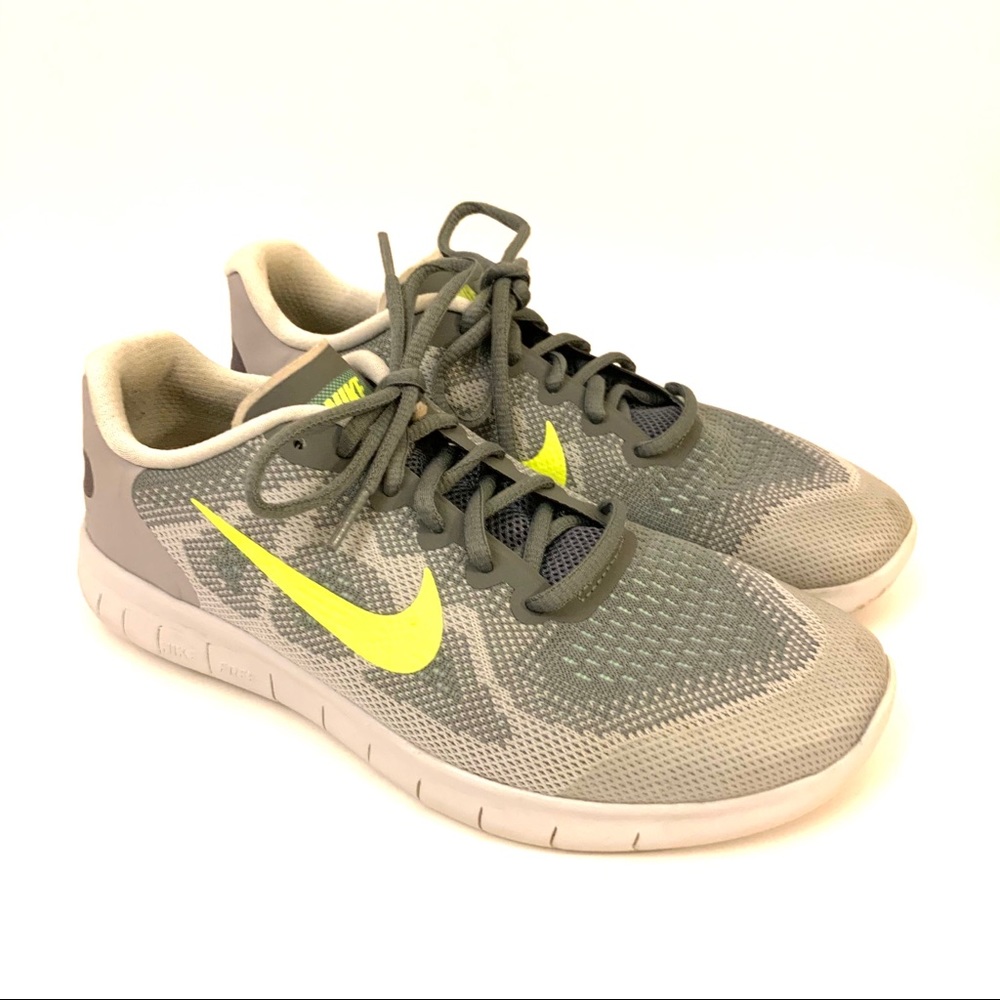 Nike | Green and White Sneakers